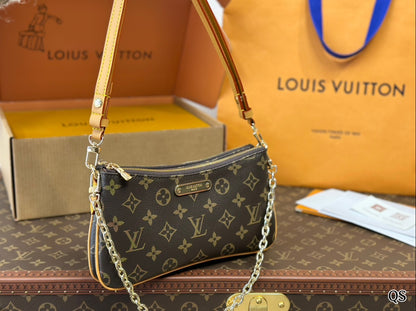 Louis new arrival hobo pochette bag size: 24*11 cm