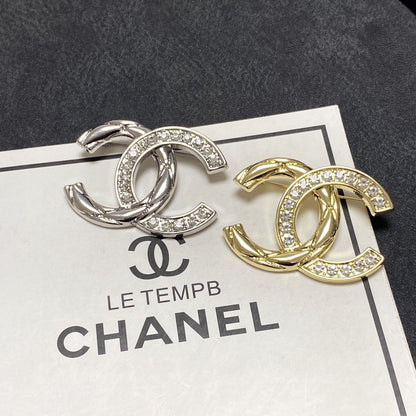 Cc brooch 0070