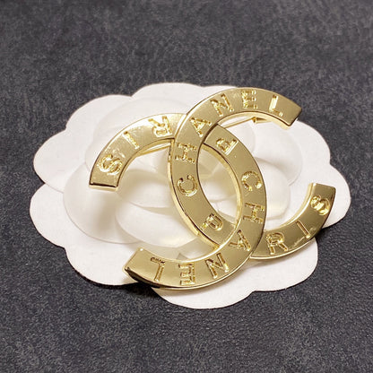 Cc brooch 0069