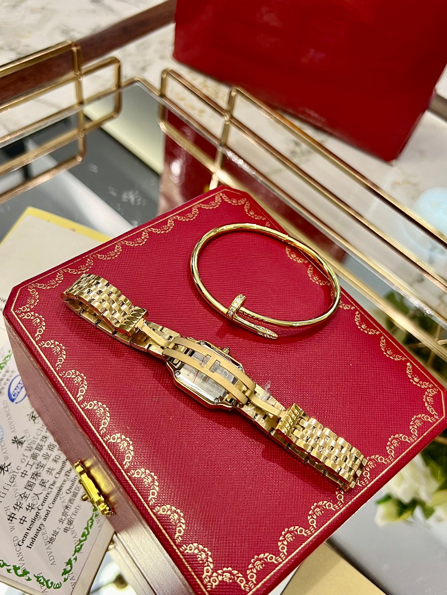 Car new arrival women watches 24*24 mm  + bracelet sets