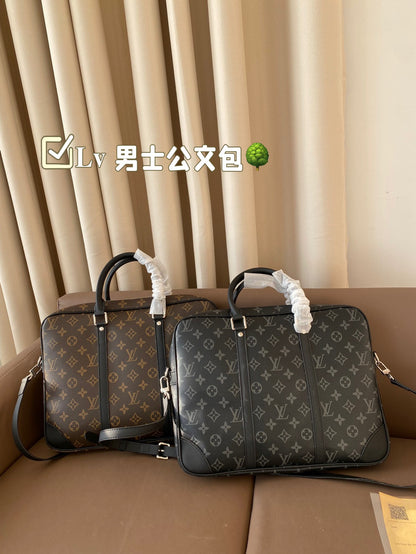 Louis new arrival briefcase laptop bag 005 size: 37*27 cm