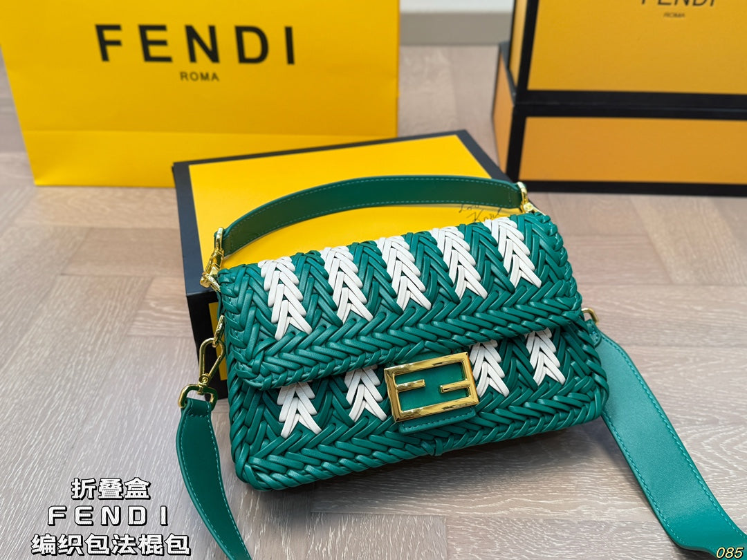 Fen new arrival Baguette bag size: 26 * 15 cm