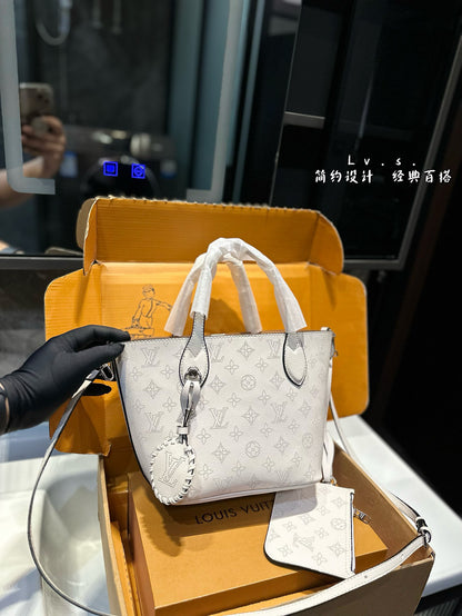 louis new arrival tote bucket bag size:21 * 20cm