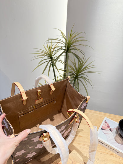 Louis 25s new arrival onthego tote bag