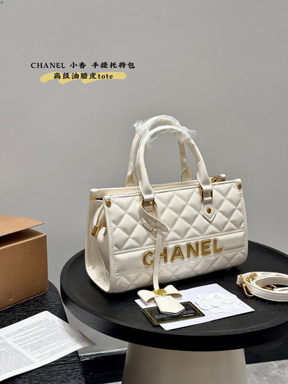 Cc new arrilva tote bag size:28*16cm