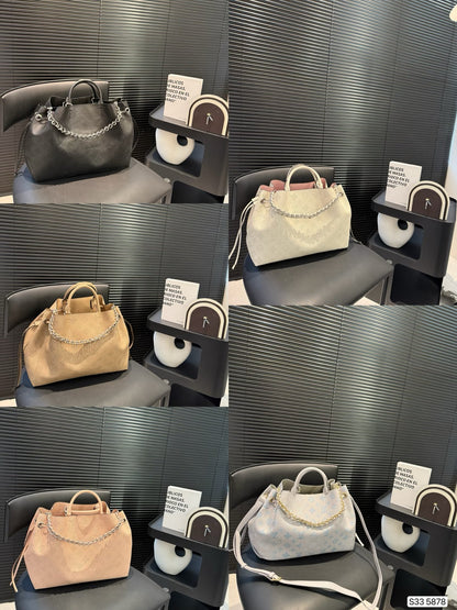 Louis new arrival  bella bag size: 33 * 24 cm