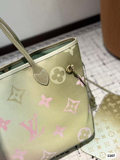 Louis new arrival neverfull tote bag size:33 * 29 cm
