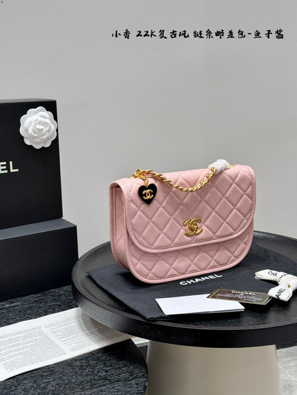 Cc new arrival chain 22K bag size: chain 24*15cm