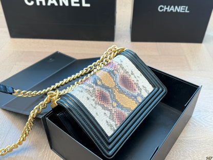 Cc new arrival chain leboy bag size: 25*14 cm