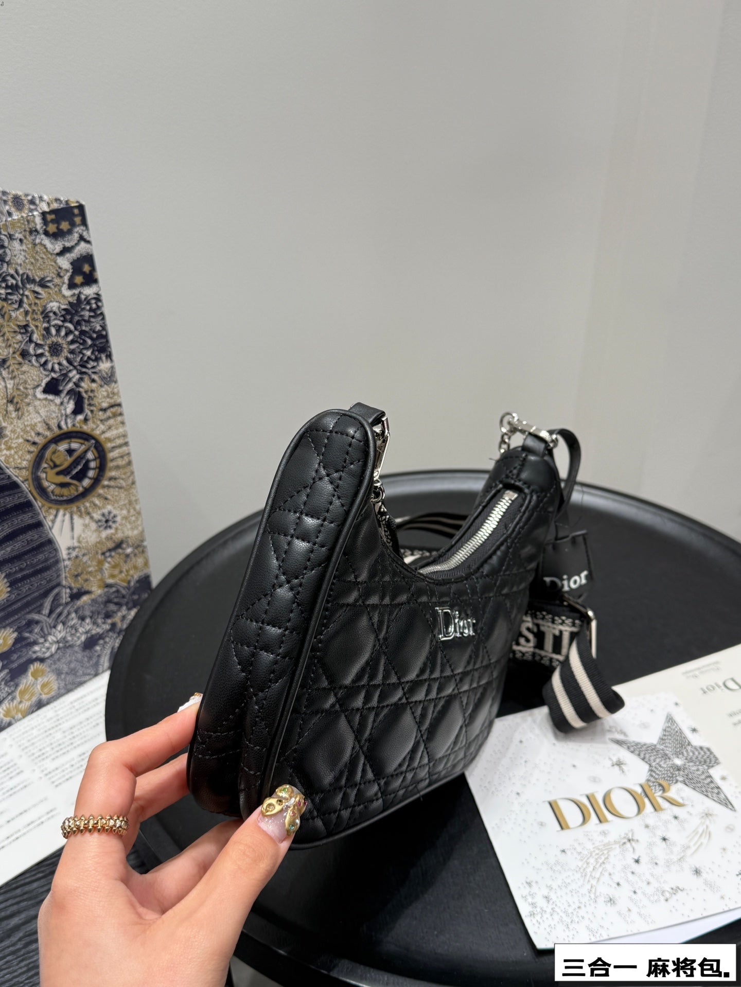 D new arrival chain hobo bag size: 23*17 cm
