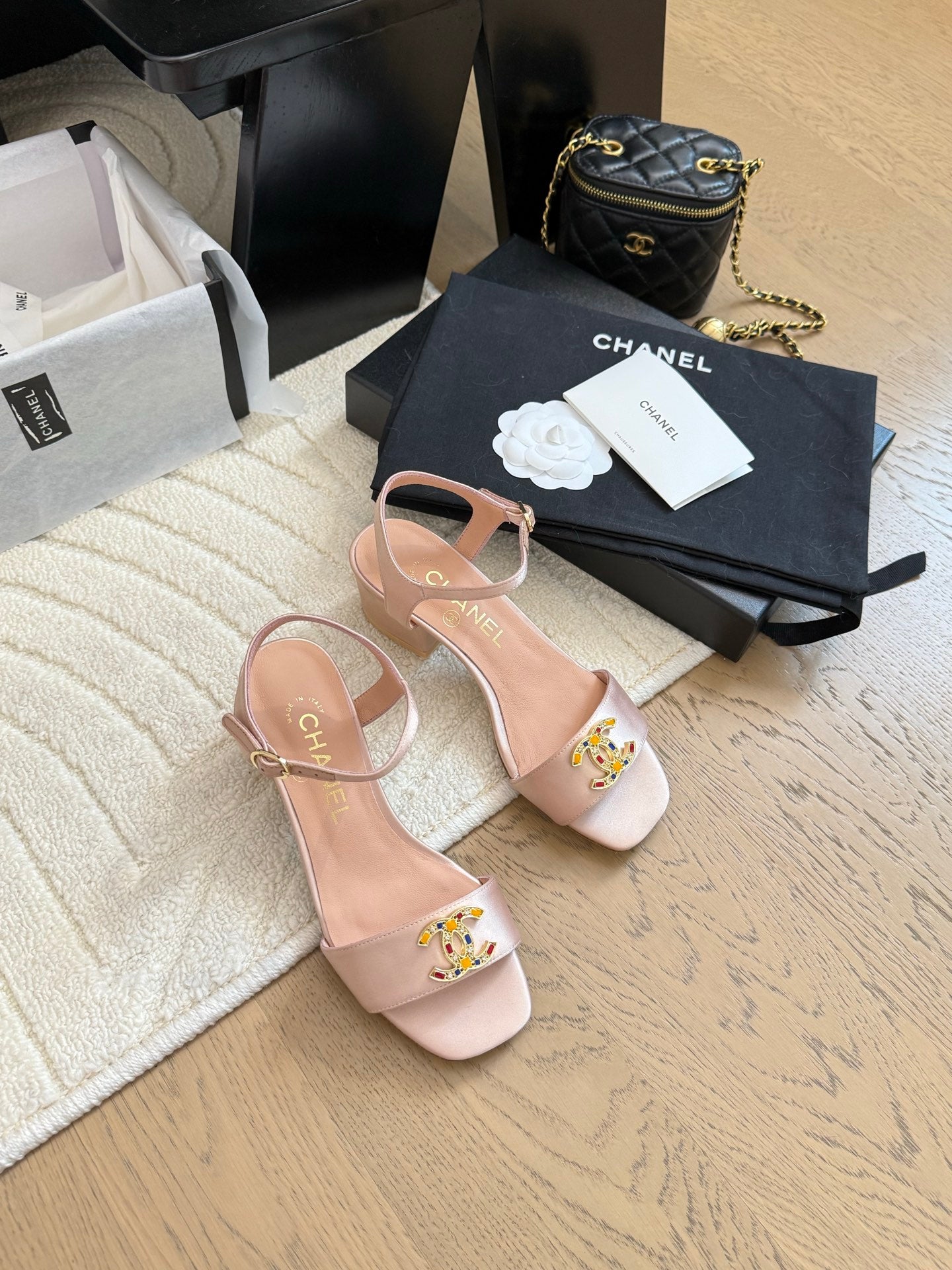 CC new arrival women 25p shoes 011