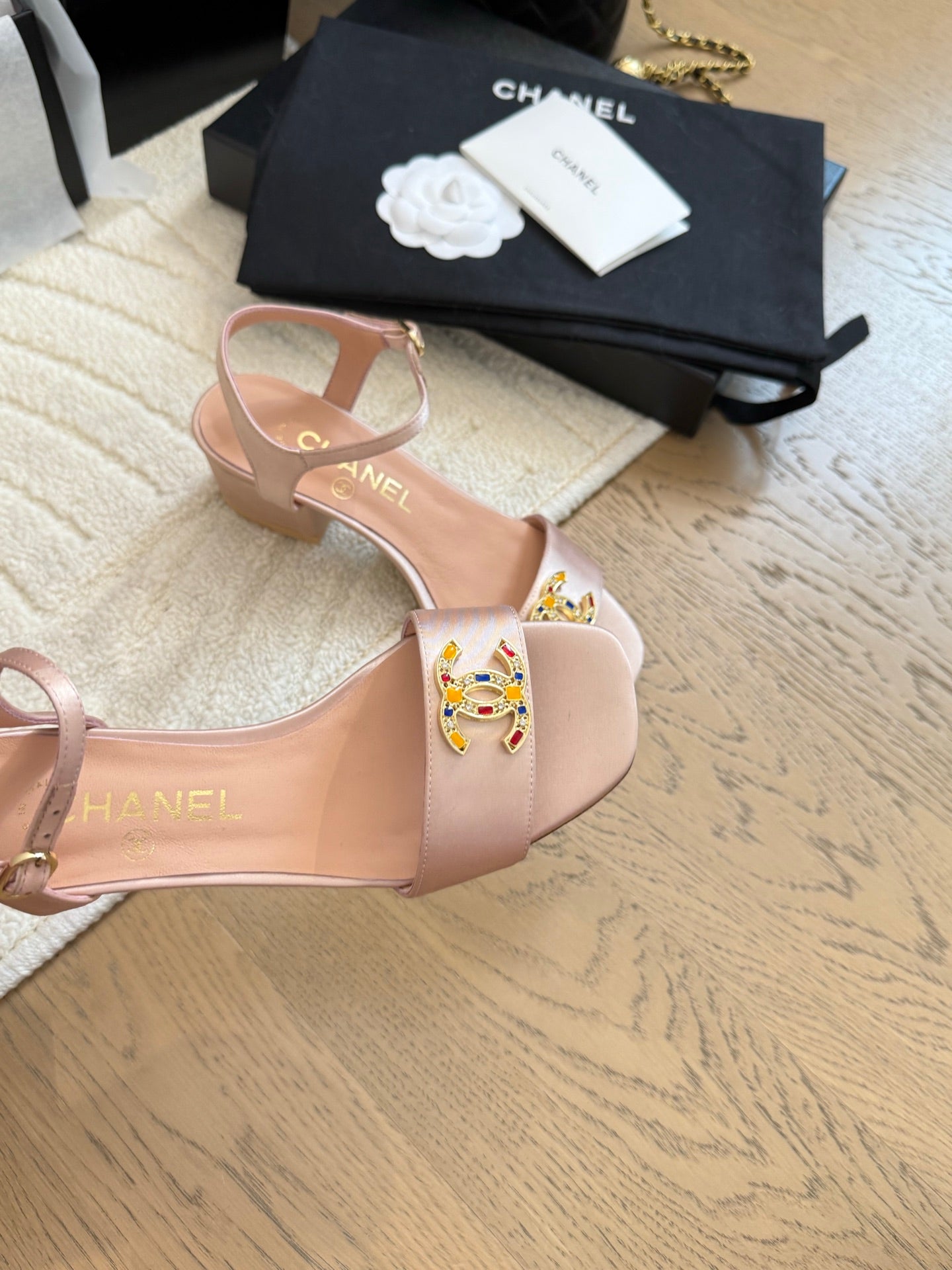 CC new arrival women 25p shoes 011
