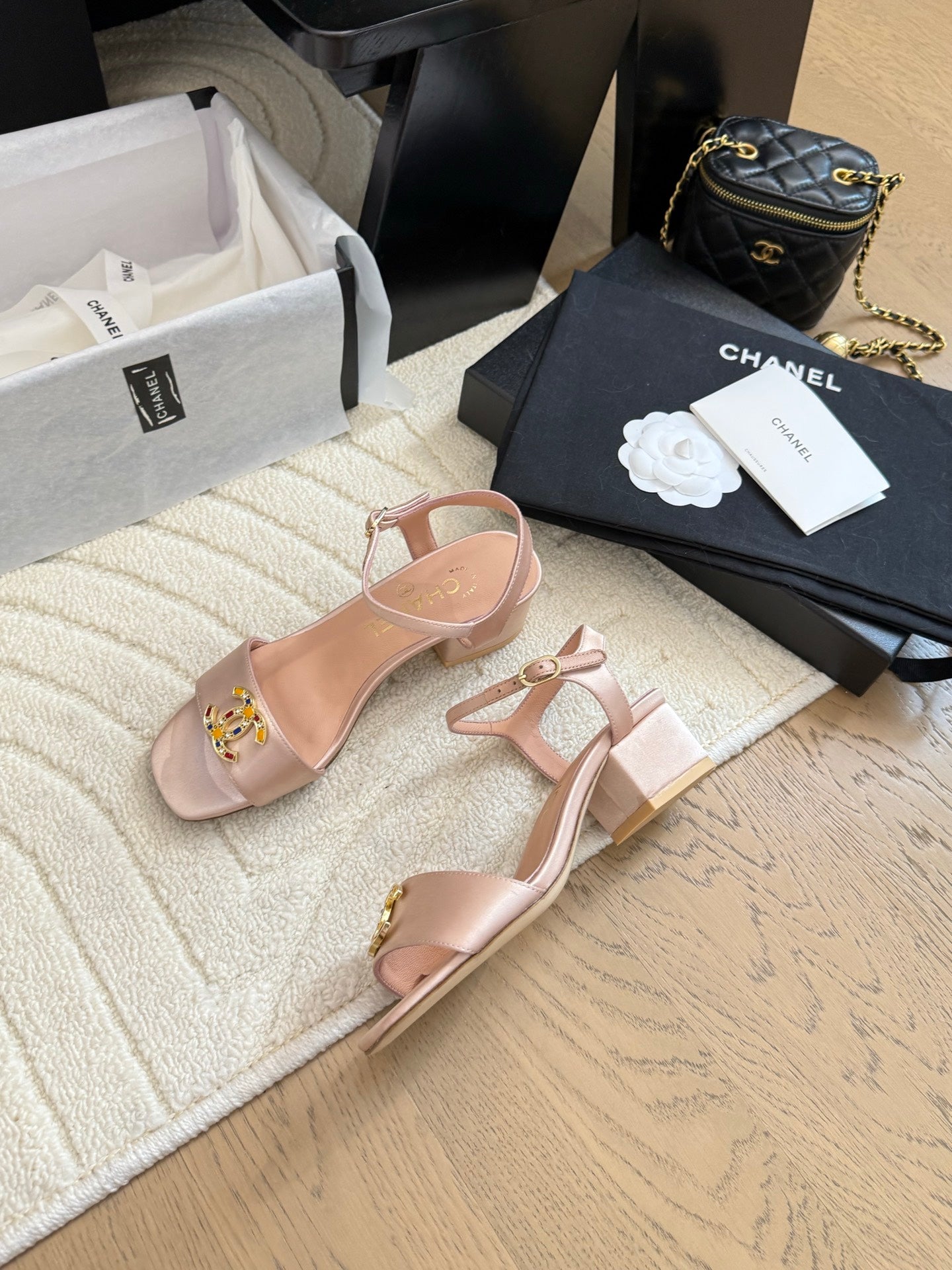 CC new arrival women 25p shoes 011