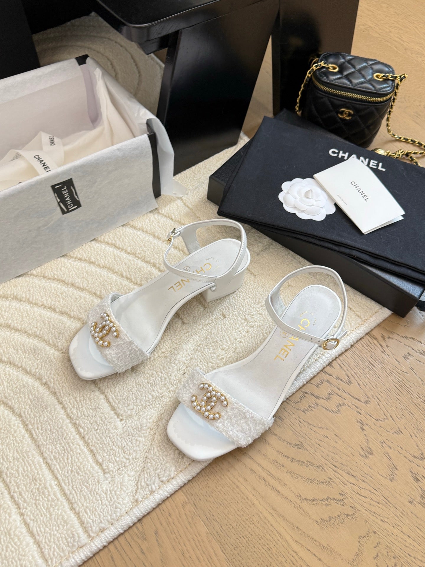 CC new arrival women 25p shoes 011