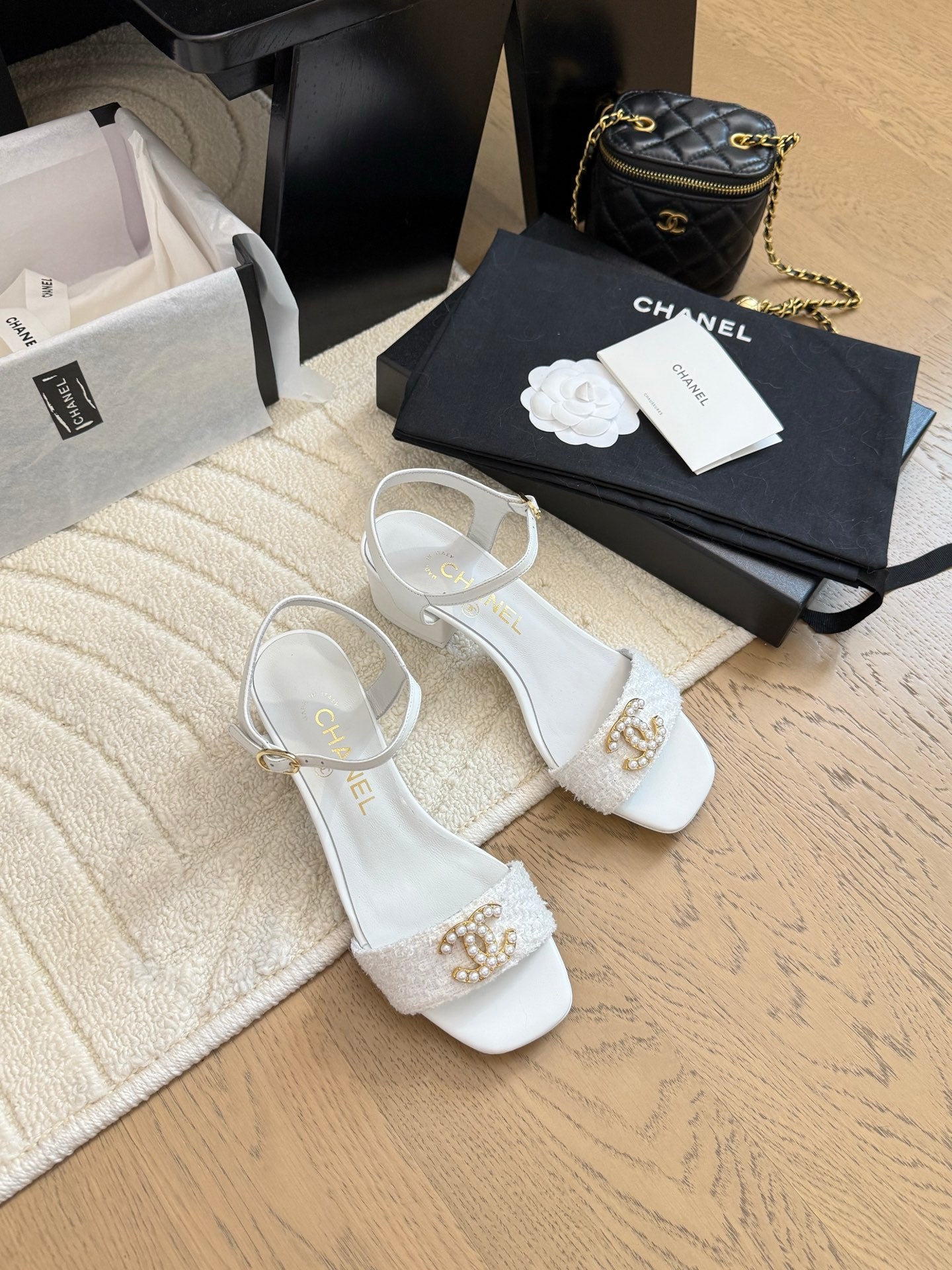 CC new arrival women 25p shoes 011