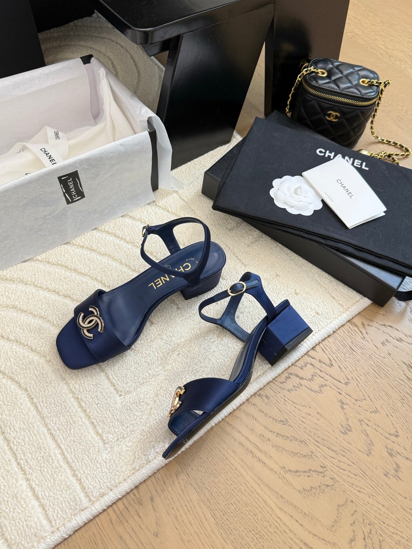 CC new arrival women 25p shoes 011