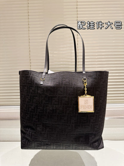 fen new arrival tote bag big size: 36*34 cm