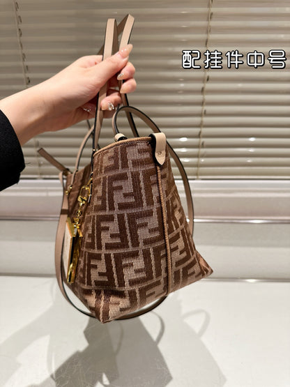 fen new arrival tote bag mediums size: 23*18 cm