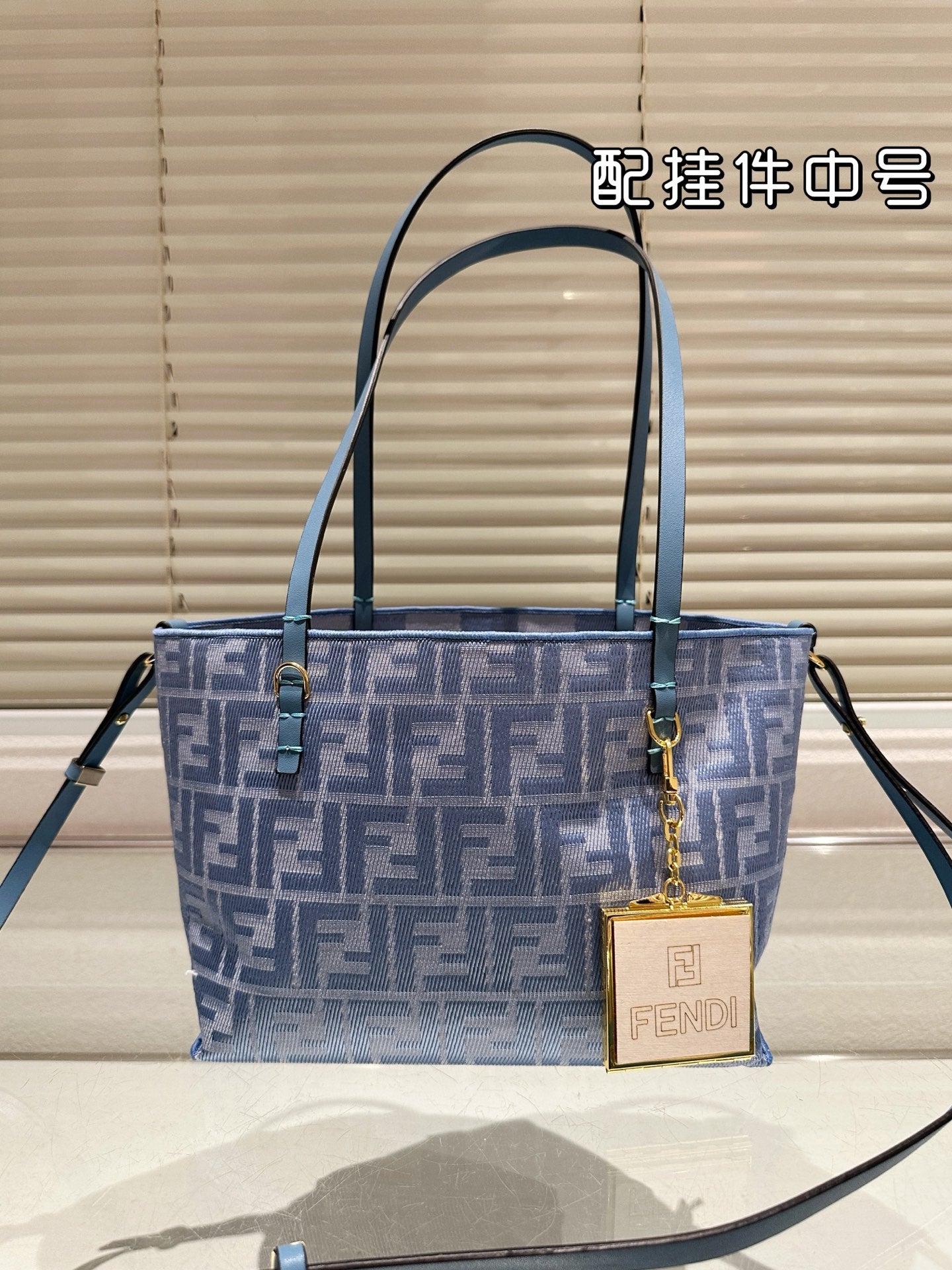 fen new arrival tote bag mediums size: 23*18 cm