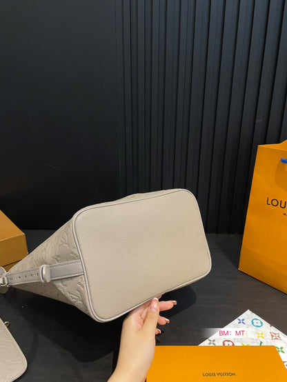 Louis new arrival ALL IN BB hobo bag 003 size:26*30 cm