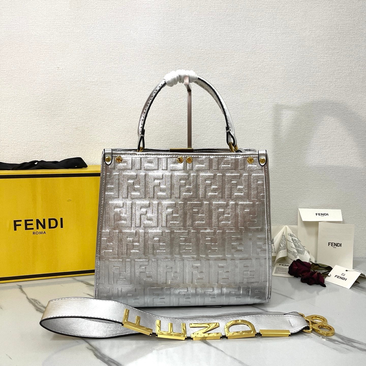 Fen new arrival perkaboo tote bag 006 size: 30 cm