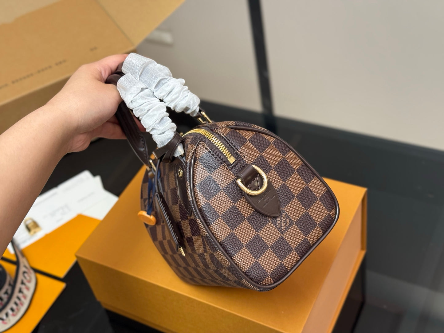 Louis new arrival SPEEDY 20 bag size:20*15 cm