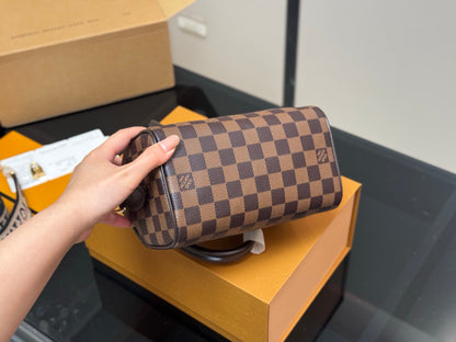 Louis new arrival SPEEDY 20 bag size:20*15 cm