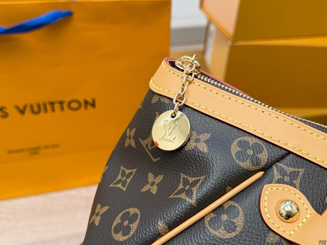 Louis new arrival vintage bag 009 size: 32 * 21 cm