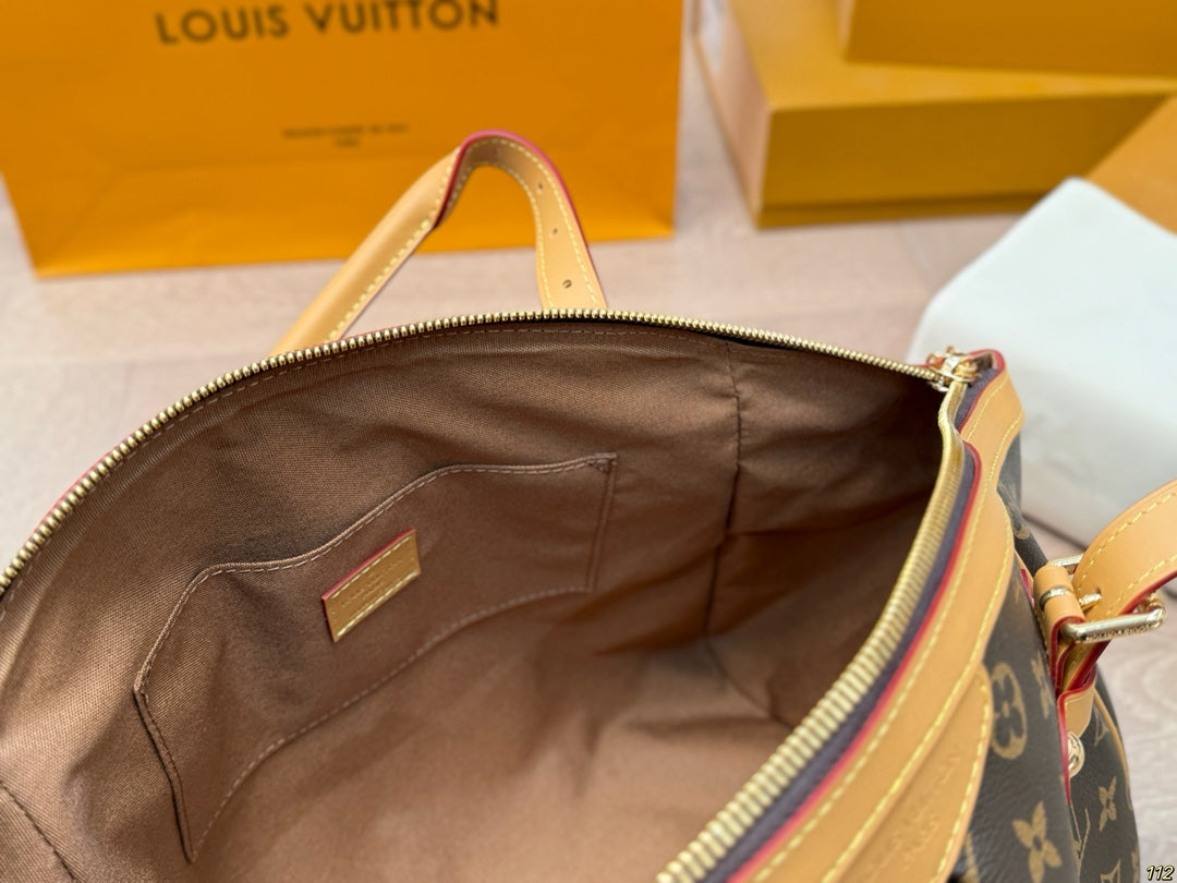 Louis new arrival vintage bag 009 size: 32 * 21 cm