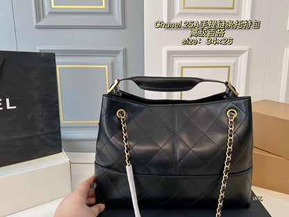 Cc new arrival 25A hobo tote bag size: 34*26 cm