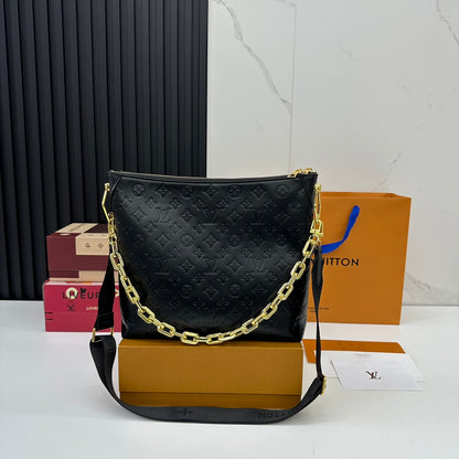 Louis new arrival Coussin bag size: 33*25cm
