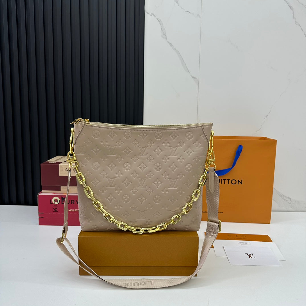 Louis new arrival Coussin bag size: 33*25cm