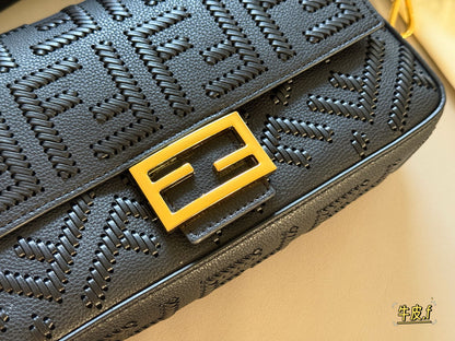 fen new arrival leather baguette bag size:26*16cm