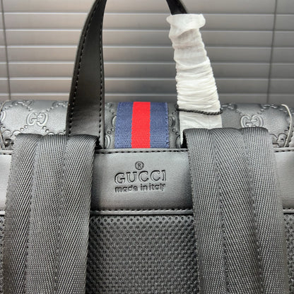 Gg new arrival backpack bag size : 34 *42 cm
