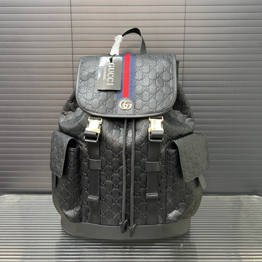 Gg new arrival backpack bag size : 34 *42 cm