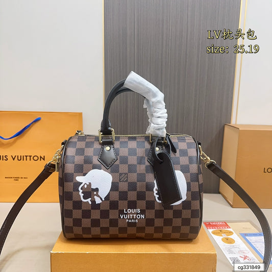 Louis new arrival speedy bag size: 25*19 cm