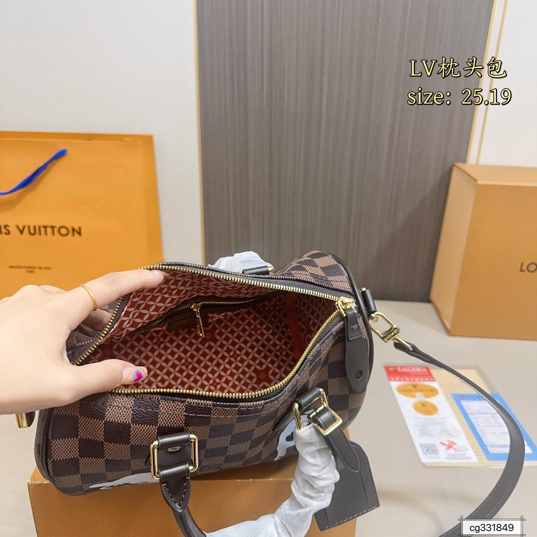 Louis new arrival speedy bag size: 25*19 cm