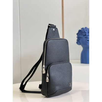Model: M30443 Size: 20 x 31 x 10 cm