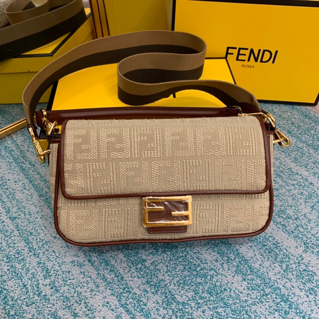 Fd Baguette Bag