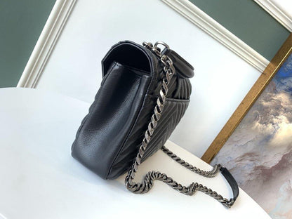 Y College Medium Quilted leather Bag
