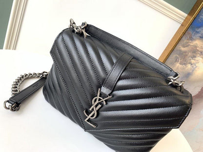 Y College Medium Quilted leather Bag