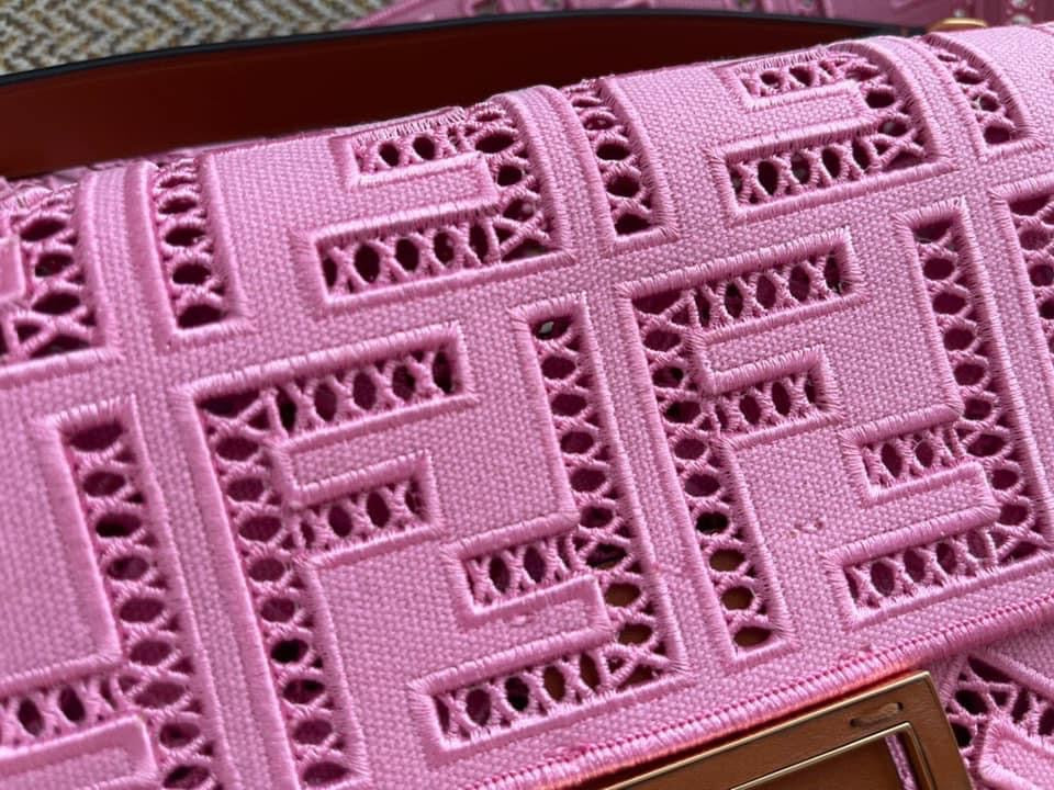 Fd Baguette Bag