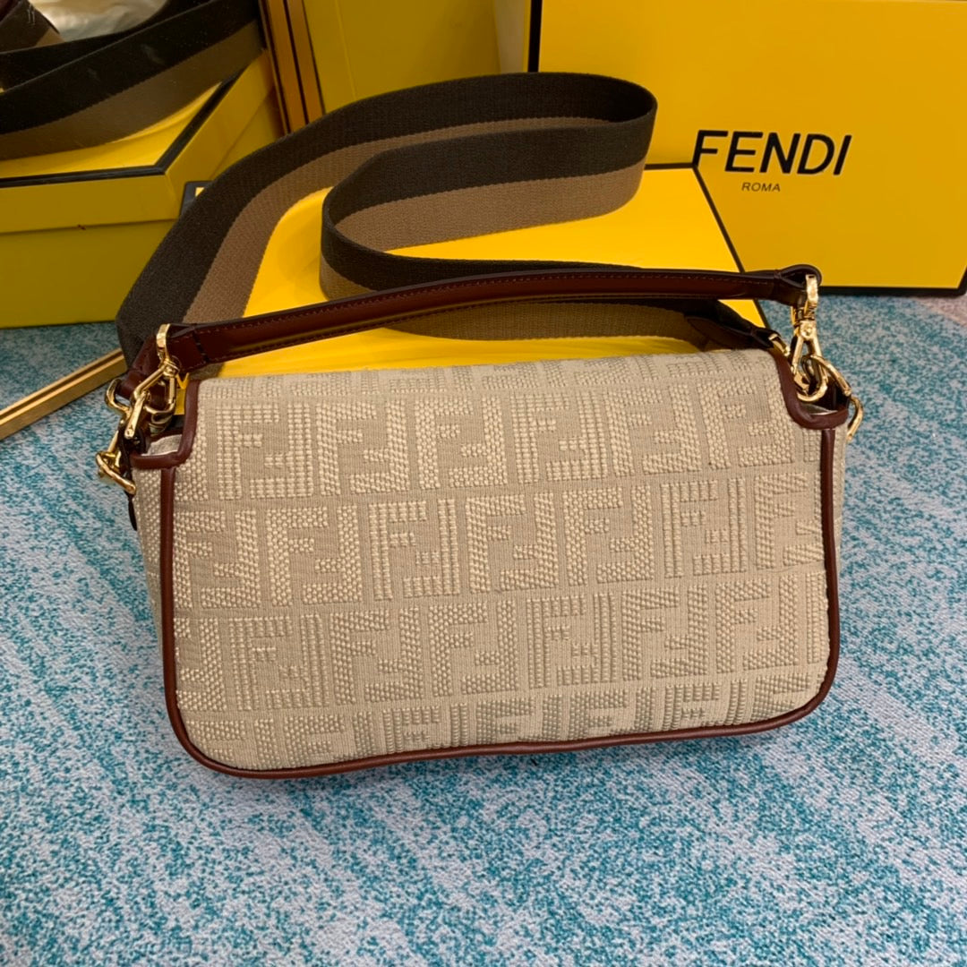 Fd Baguette Bag