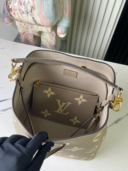LOUIS Monogram Empreinte NeoNoe bag size : 26.0 x 26.0 x 17.5cm