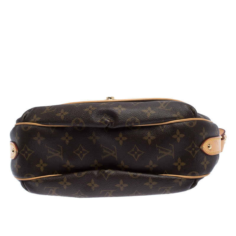 Louis Monogram Canvas Tulum Shoulder PM Bag size: 30*11*23 cm