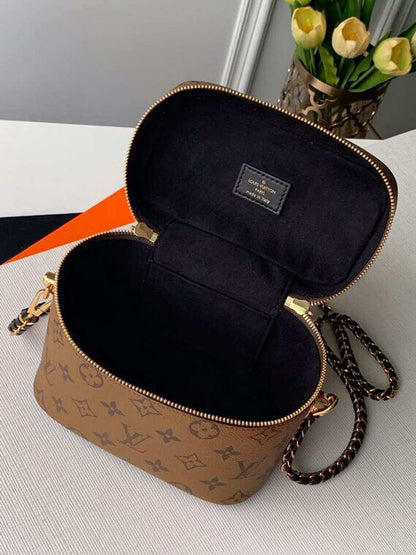 Louis M45165 Vanity Pm Monogram Reverse Bag