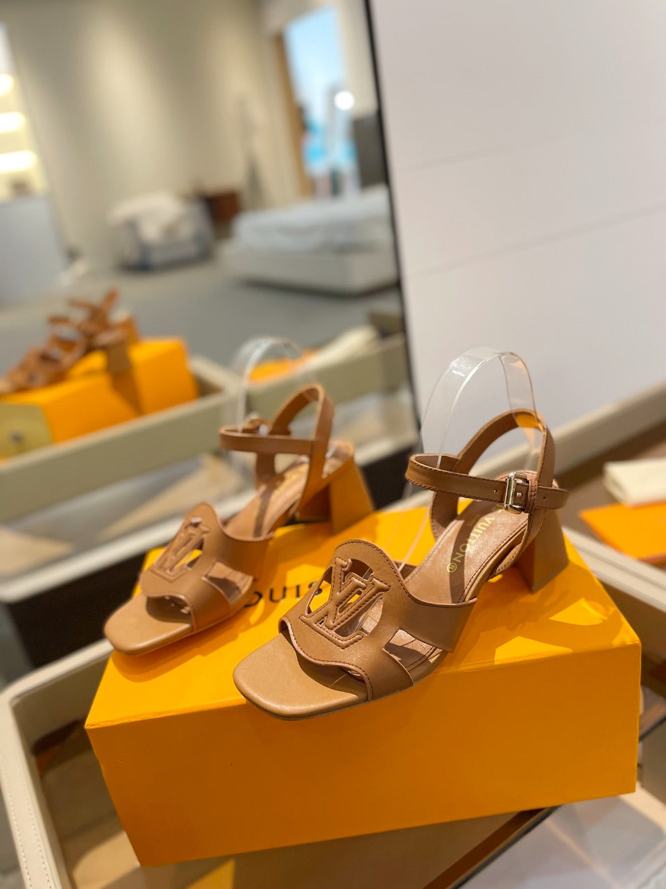 Louis new arrival women summer shoes