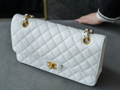 CC CF25 Classic flap bag Caviar leather